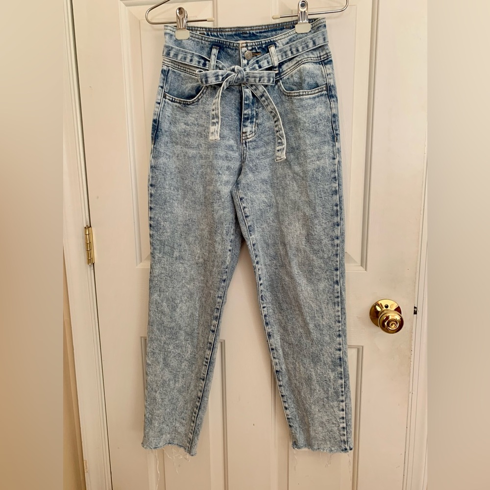 SO High-rise Acid Washed Mom Jeans 3